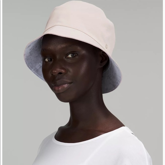 Lululemon Reversible bucket hat - Picture 2 of 4
